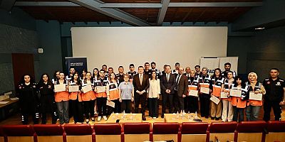 Başkan Bora Balcıoğlu, Destek AFAD Gönüllüsü Sertifika Törenine Katıldı
