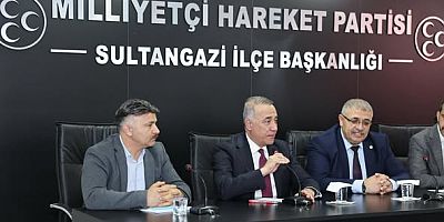 Başkan Dursun, MHP Sultangazi İlçe Teşkilatıyla Bir Araya Geldi.