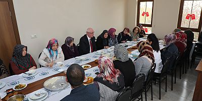 Başkan Kurt Erenköy’de kadınlarla buluştu