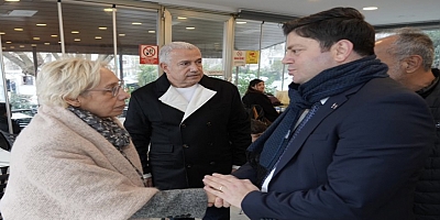 Başkan Mesut Kösedağı, Edip Akbayram'ı hastanede ziyaret etti