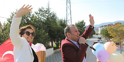 Başkan Özcan, otobüs turuyla Bolu halkının bayramını kutladı