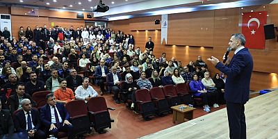 Başkan Vekili Akın belediye personeli ile buluştu