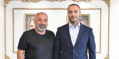 Başkan Vekili Eray Karadeniz, Gazeteci Bülent Çavuş’u Makamında Ağırladı