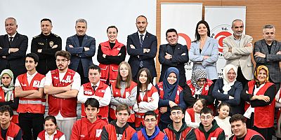 Başkan Vekili Eray Karadeniz, Kızılay Gaziosmanpaşa’nın Faaliyet Değerlendirme Programına Katıldı