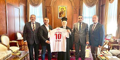 Bekir Ayaz’dan Fener Rum Patriği 1. Bartholomeos’a nezaket Ziyareti