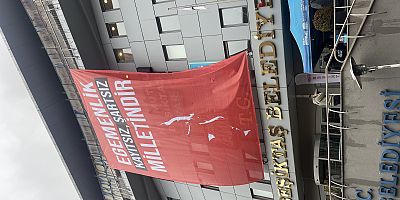 Beşiktaş Belediyesi binasına 