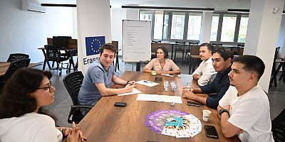 BEŞİKTAŞ’TA GENÇLER FİKİRLERİNİ PROJEYE DÖNÜŞTÜRDÜ