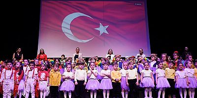 BEYLİKDÜZÜ’NDE 23 NİSAN COŞKUSU MİNİKLERİN GÖSTERİLERİYLE BAŞLADI