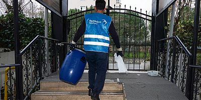 BEYLİKDÜZÜ’NDE ATIK YAĞLAR HEDİYE ÇEKİNE DÖNÜŞÜYOR ATIK YAĞLAR EKONOMİYE KAZANDIRILIYOR