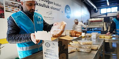 BEYLİKDÜZÜ’NDE RAMAZAN BOYUNCA SICAK YEMEK DESTEĞİ