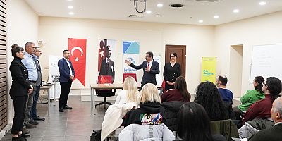 BEYLİKDÜZÜ’NDE UYGULAMALI MUHASEBE EĞİTİMİ BAŞLADI