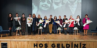 BEYLİKDÜZÜ’NDEKİ KADINLAR DÜNYA KADIN HAKLARI GÜNÜ’NDE BİR ARAYA GELDİ