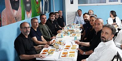 Beyoğlu Belediye Başkan Vekili Sefer Karaahmetoğlu Gazi Cemevi’nde Lokma Programına Katıldı