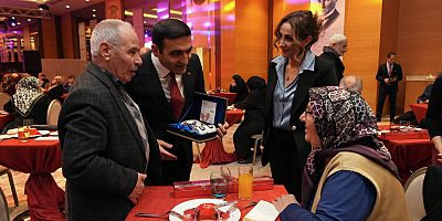 Beyoğlu’nda 50. Yılını Dolduran Çiftlere 14 Şubat Sürprizi