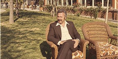 Bilal Güzelaydın, 80’ler Akımına Katıldı