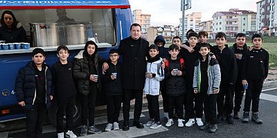 “Bora ağabeyiniz olarak her zaman yanınızdayım”