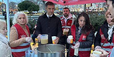 CHP Beşiktaş İlçe Başkanı Mehmet Arslan’dan Barbaros Meydanı’nda İftar Dayanışması