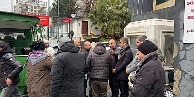 CHP Beşiktaş İlçe Başkanı Mehmet Arslan, Efe Yoksuloğlu’nun Cenaze Törenine Katıldı