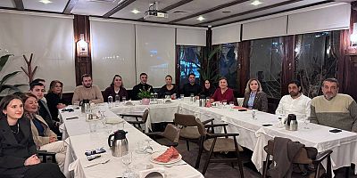 CHP Beşiktaş İlçe Başkanı Mehmet Arslan Ramazan’ın İlk Gününde İlçe Yöneticileriyle İftarda Buluştu