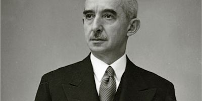 CHP Genel Başkan Yardımcısı  Gökan Zeybek, İsmet İnönü'yü andı