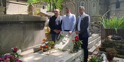 CHP heyeti, Yılmaz Güney ve Ahmet Kaya’nın mezarlarını ziyaret etti