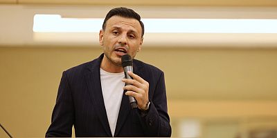 CHP İstanbul İl Başkanı Özgür Çelik'den Kemal Kılıçdaroğlu'na teşekkür Özgür Özel'e tebrik