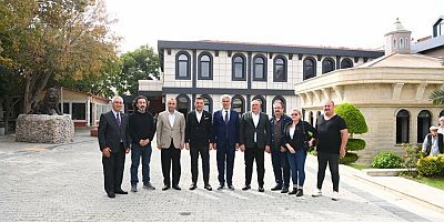 CHP İstanbul İl Başkanı Özgür Çelik'ten Galip Dede Cemevi'ne yapılan saldırıya kınama