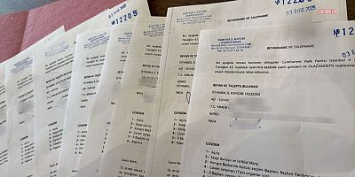 CHP İstanbul İl Kongresi delegeleri, olağanüstü kongrenin toplanması talebiyle noterde imza veriyor