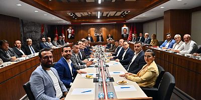 CHP'li 39 ilçe başkanından 