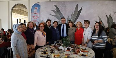 CHP'li Başkan Adayı  Mustafa Oktay Aksu’ya Kadınlardan Tam Destek