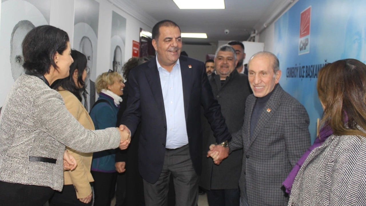 CHP’li Çetin Çapan ön seçim için işaret fişeğini yaktı: İmza kampanyasına yoğun destek