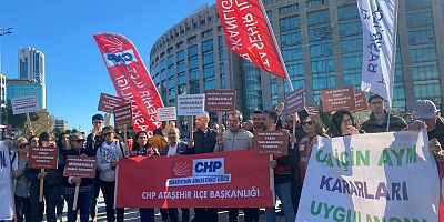 CHP'Lİ İSTANBUL BAŞKANLIĞI'NIN DÜN ÇAĞLAYAN ADLİYESİ'NDE BAŞLATTIĞI ADALET VE DEMOKRASİ NÖBETİ'NE BUGÜN İLÇE ÖRGÜTLERİ DEVAM ETTİ