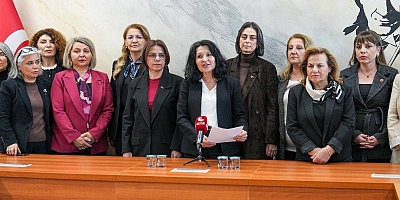 CHP’li kadınlardan ortak açıklama: Dilek İmamoğlu'na yönelik direnç kırma operasyonu yürütülüyor