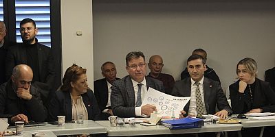 CHP'li Mustafa Oktay Aksu, Seçim Koordinasyon Merkezi'ni açtı