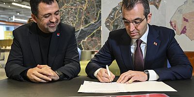 CHP'li Resul Emrah Şahan‘Halkçı Belediyecilik Taahhütnamesi’ni İmzaladı