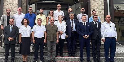 CHP Parti İçi Denetim ve Gözetleme Grubu , Sakarya'da Odaları Birliği'nin Ziyaret Etti