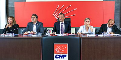 CHP Parti Meclisi, tüzük gündemiyle toplandı