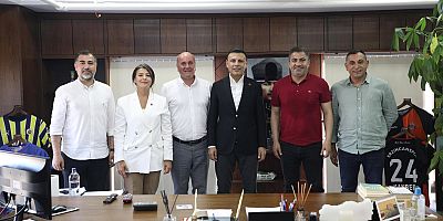 CHP Sultangazi İlçe Başkanı Kanber Koçak, Koçak Bantçılık'ta CHP Heyetini Ağırladı