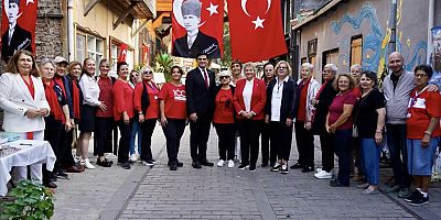 CHP Tuzla Belediye Başkan Aday Adayı Bülent Akköse’nin son durağı Tuzla’daki Cumhuriyet kutlamaları oldu.