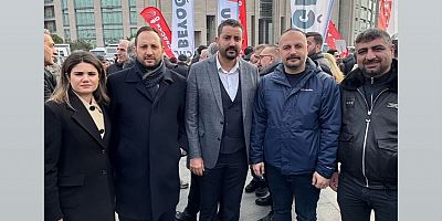 Cihan Yerdelen ,İmamoğlu'na destek için Çağlayan Adliyesi'nde