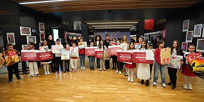 ÇOCUKLAR CUMHURİYET’İ RESİM VE ŞİİRLERLE ANLATTI