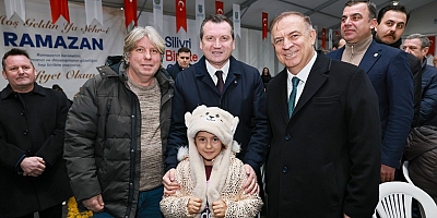 Cumhuriyet Halk Partisi Genel Başkan Yardımcısı Gökan Zeybek  iftarda vatandaşlarla buluştu 