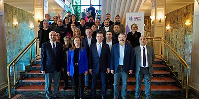 CUMHURİYET TARİHİNİN İLK KİTLESEL İŞÇİ MİTİNGİ UNUTULMADI