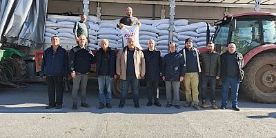 Değirmenköy’de Üreticilere 94 Tonluk Kuzu Yemi Dağıtıldı