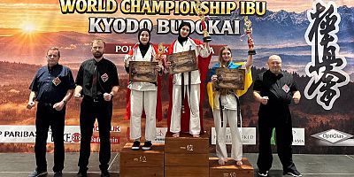 Dünya Şampiyonası’na Sultangazi Damgası! 3 Şampiyon Birden!