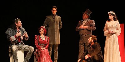 DÜNYA TİYATRO GÜNÜ’NDE 8 ÜCRETSİZ OYUN