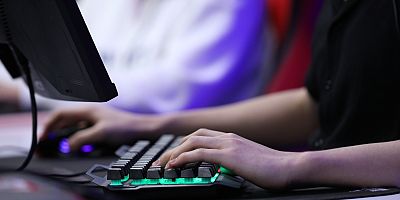 E-SPORUN EN İYİLERİ ŞAMPİYONLUK İÇİN YARIŞACAK