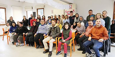 EÇADEM’LİLER MUM ATÖLYESİNDE YARATICILIKLARINI SERGİLEDİ