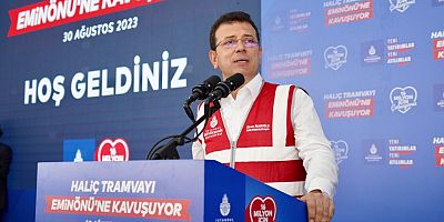 EMİNÖNÜ, TRAMVAYINA KAVUŞTU