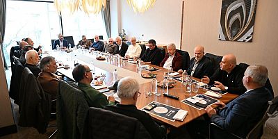 Eray Karadeniz, AK Parti Gaziosmanpaşa Kurucu Üyeleriyle Bir Araya Geldi